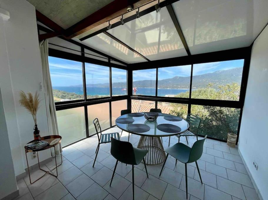 Hébergement de vacances Charmante Petite Maison Avec Magnifique Vue Propriano (Corsica)